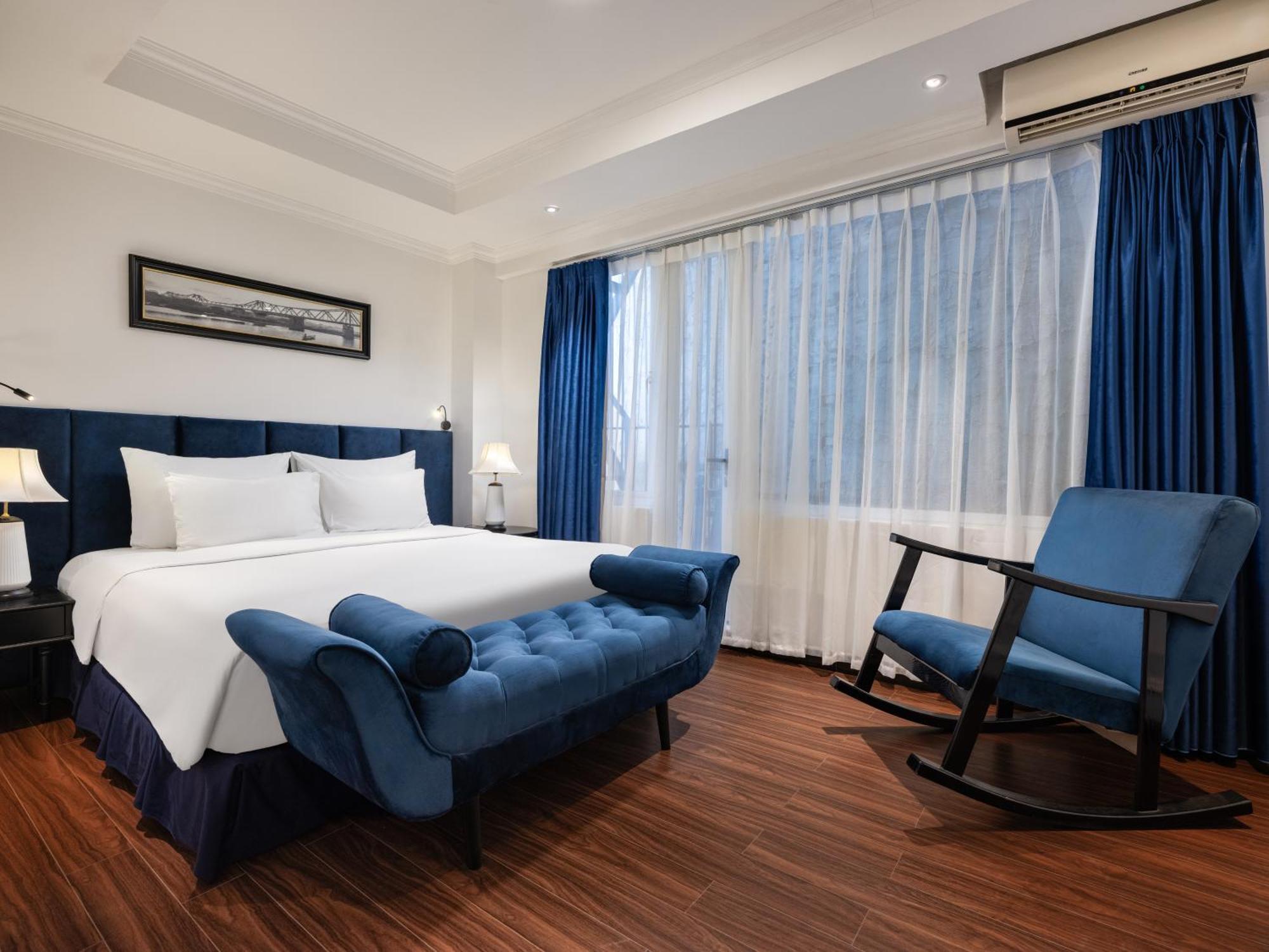 The Flower Boutique Hotel & Travel Hanoi Exterior photo