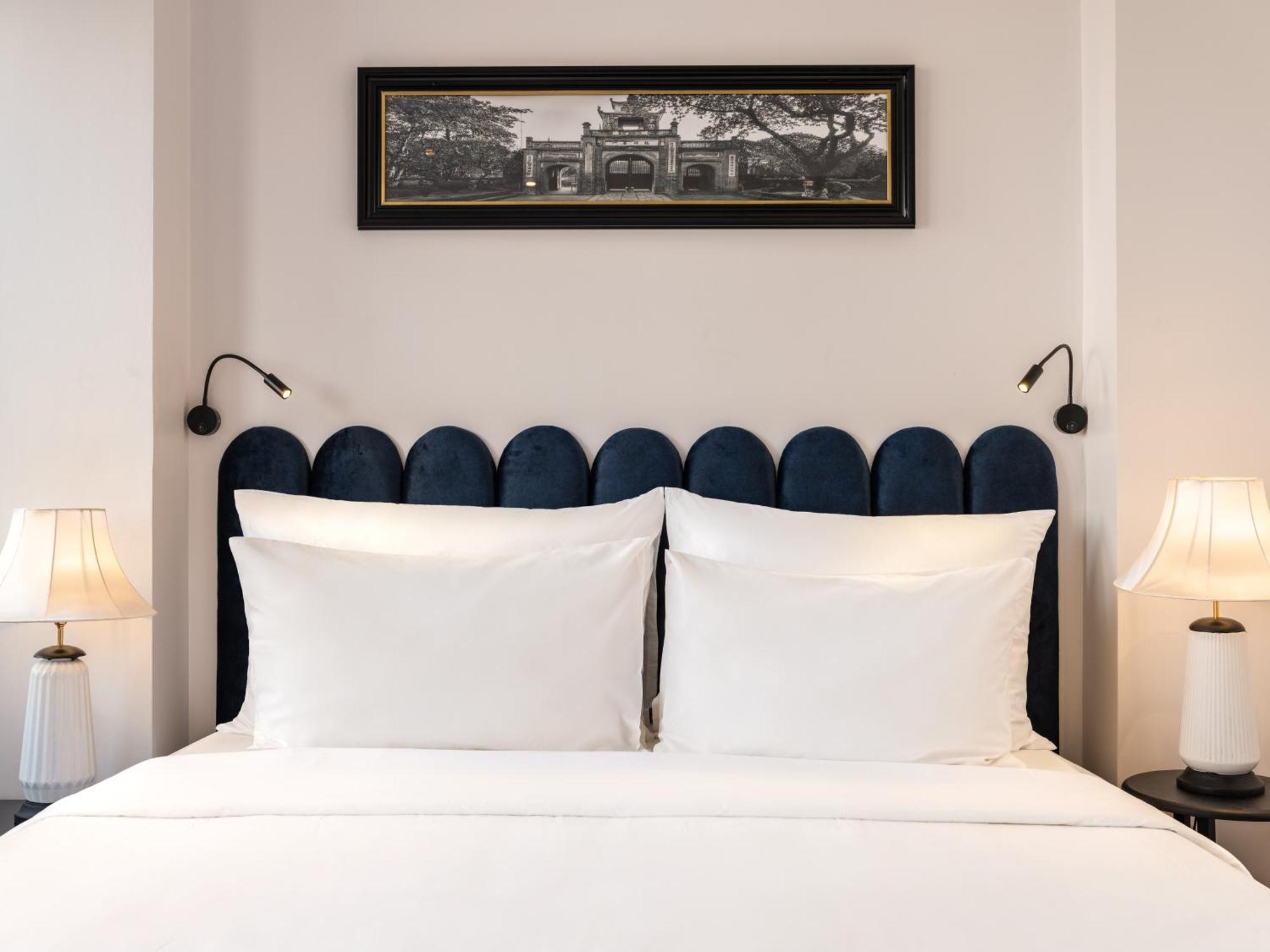The Flower Boutique Hotel & Travel Hanoi Exterior photo
