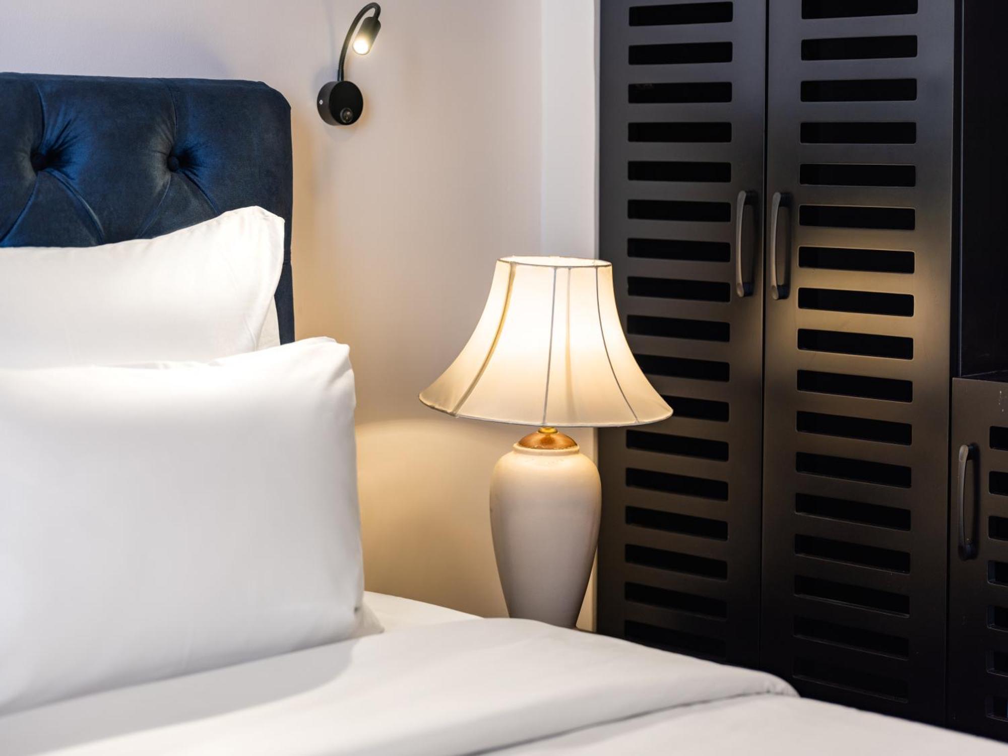 The Flower Boutique Hotel & Travel Hanoi Exterior photo